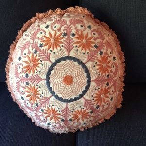 💙pillow with design